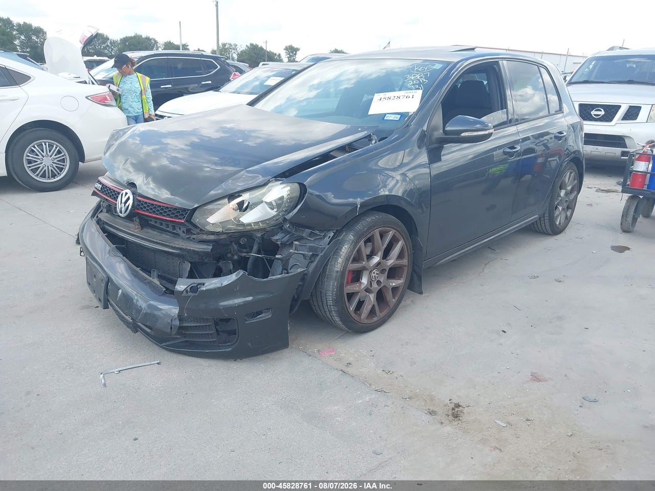 2013 VOLKSWAGEN GTI 4-DOOR · 2/11