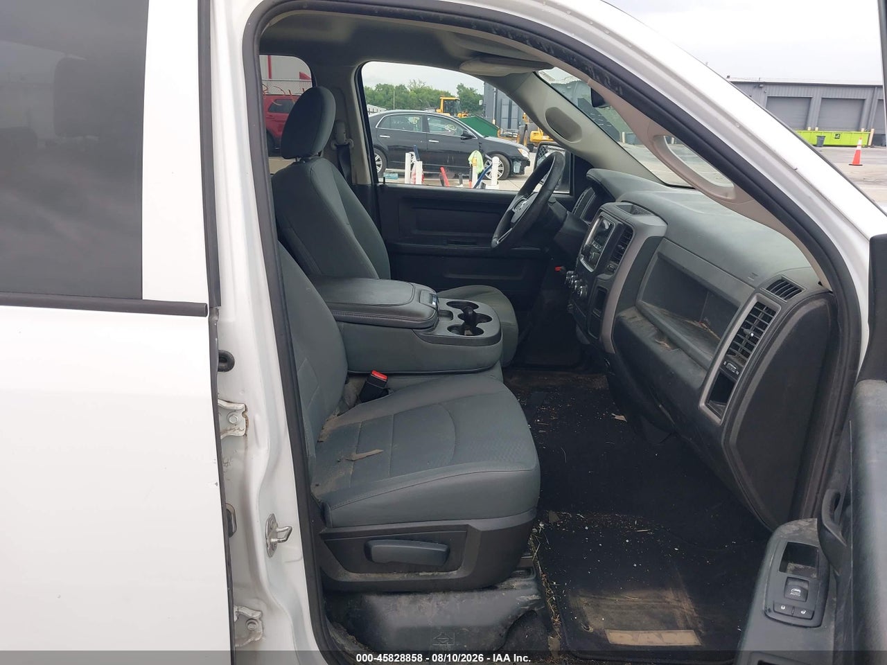 2016 RAM 1500 TRADESMAN · 5/11