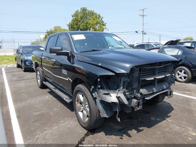 1C6RR7LG3HS****** · 2017 RAM 1500 BIG HORN  4X4 5'7 BOX
