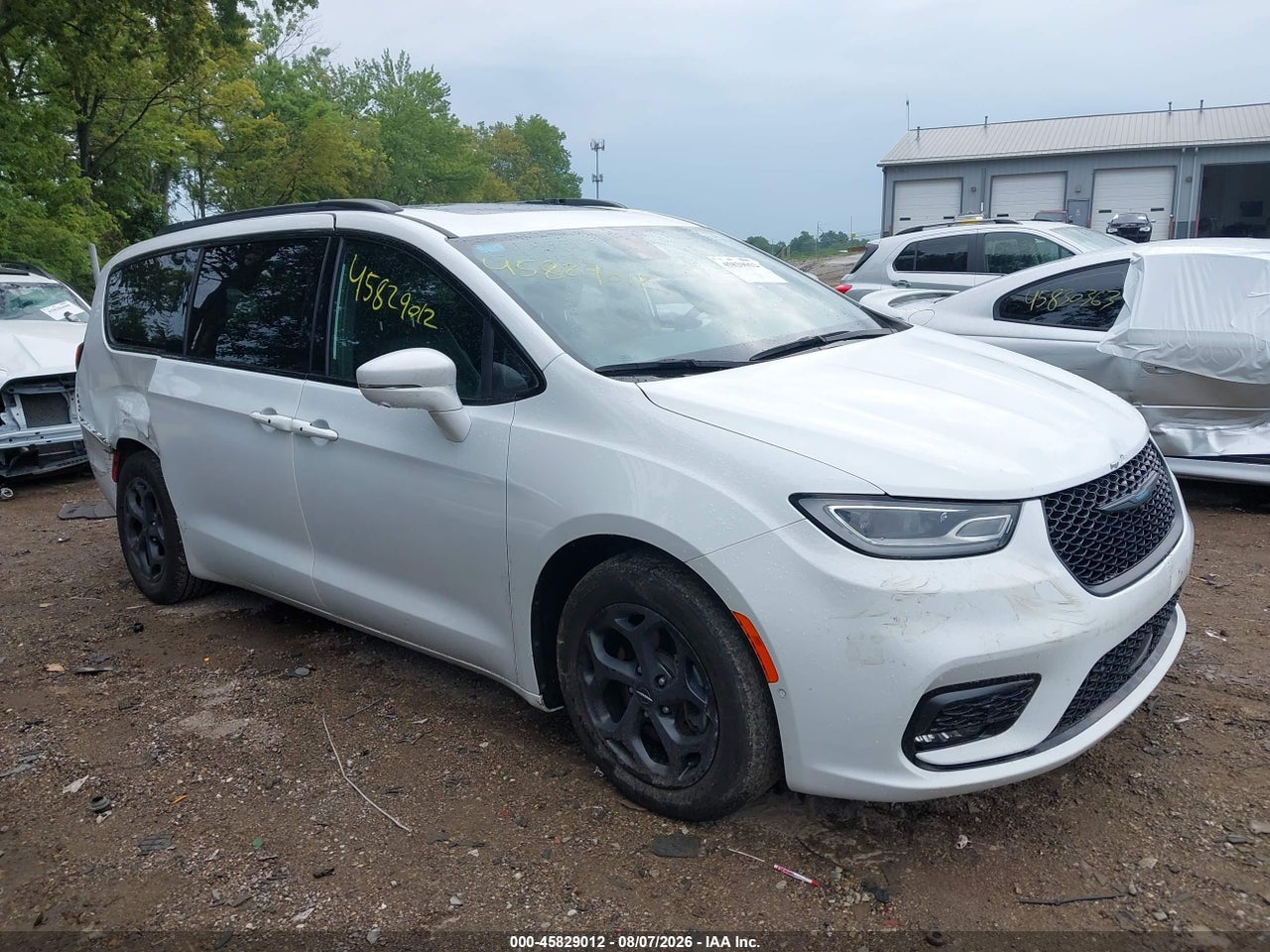 2C4RC1S72MR****** · 2021 CHRYSLER PACIFICA HYBRID LIMITED