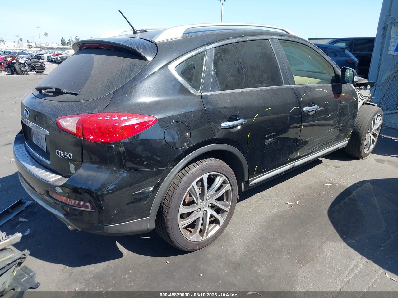 2017 INFINITI QX50 · 4/11