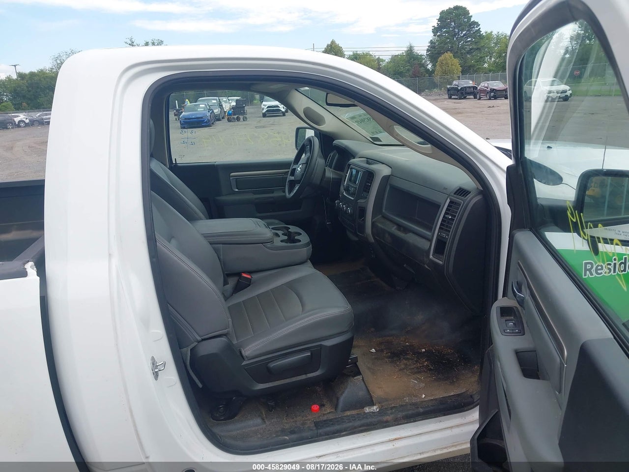 2019 RAM 1500 CLASSIC TRADESMAN  4X2 8' BOX · 5/11