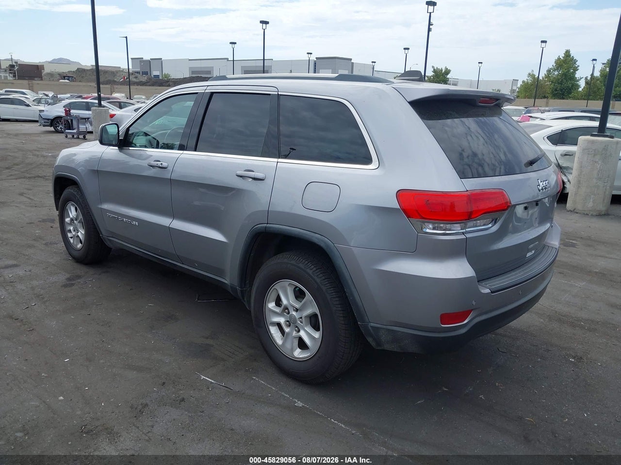 2016 JEEP GRAND CHEROKEE LAREDO · 3/11