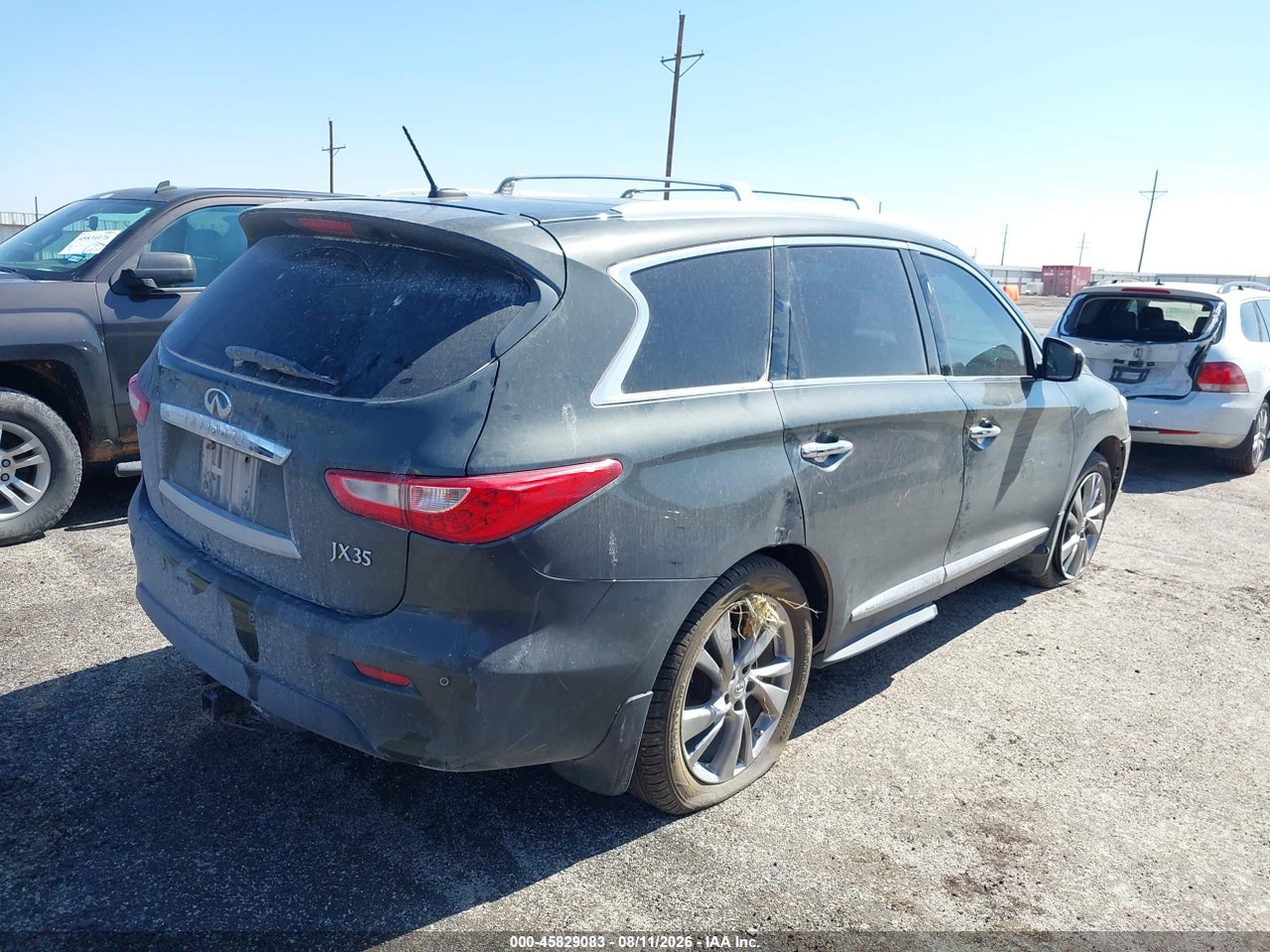2013 INFINITI JX35 · 4/11