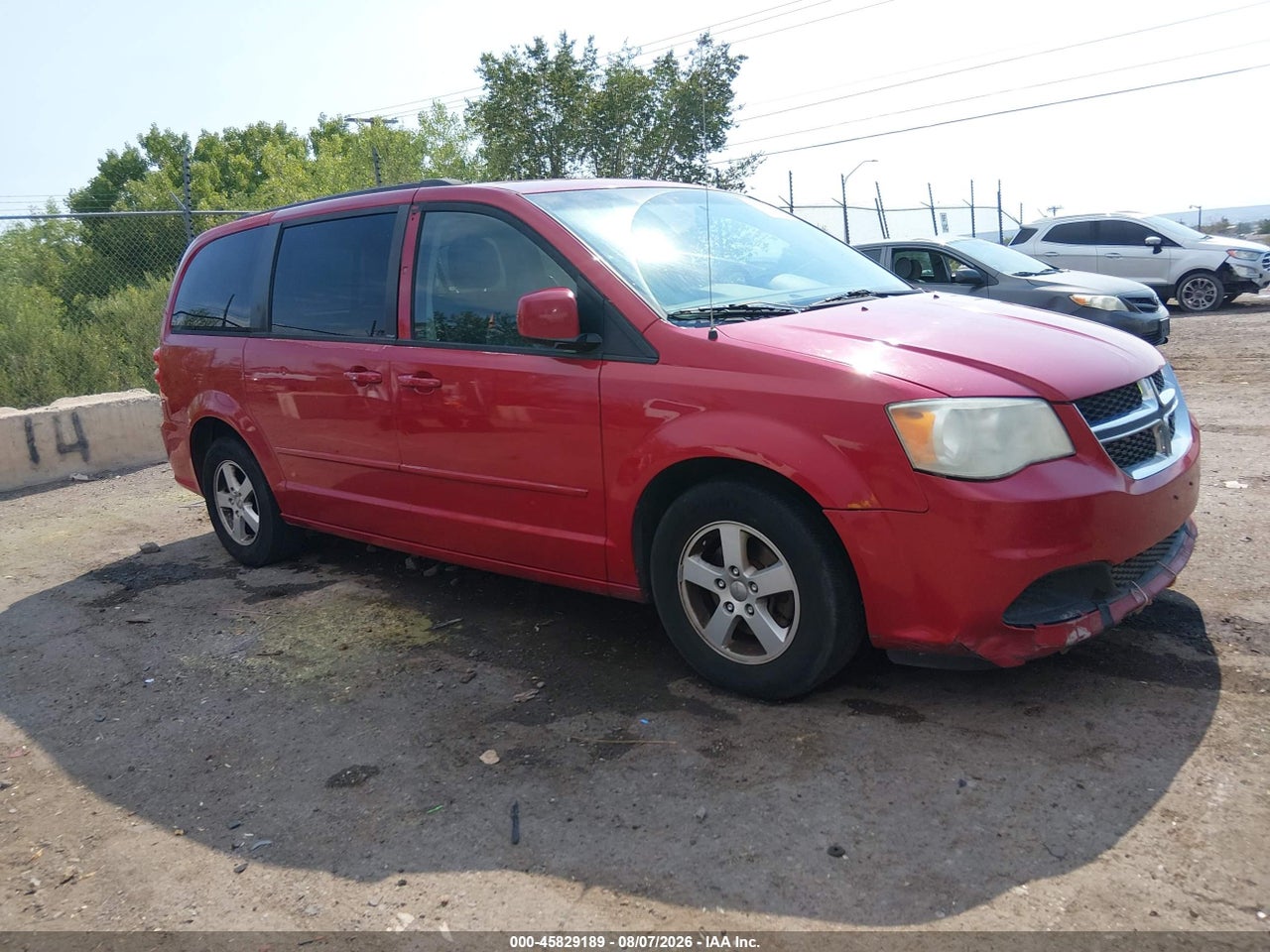 2C4RDGCG5DR****** · 2013 DODGE GRAND CARAVAN SXT