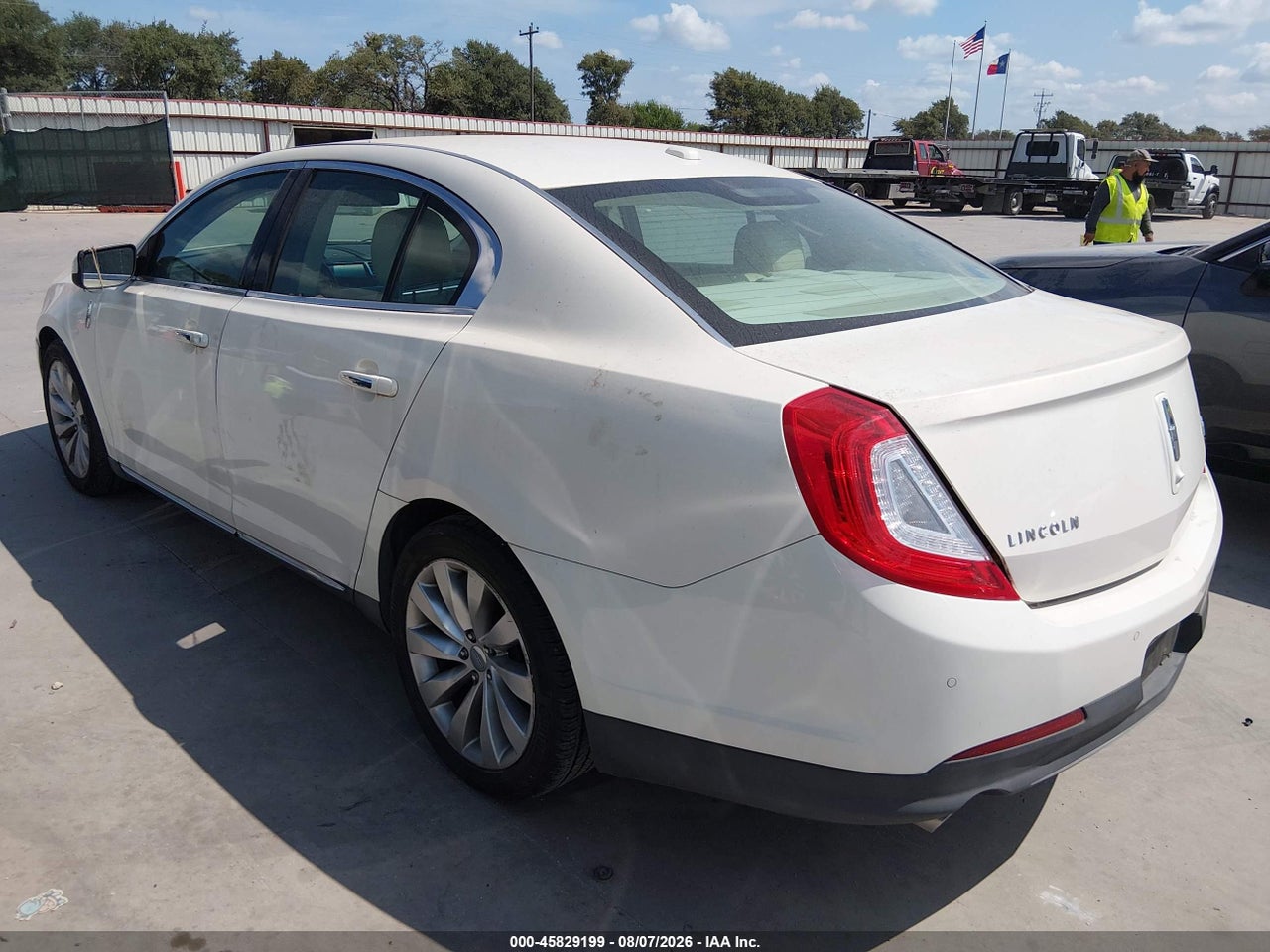 1LNHL9DK9DG****** · 2013 LINCOLN MKS   · 3/11