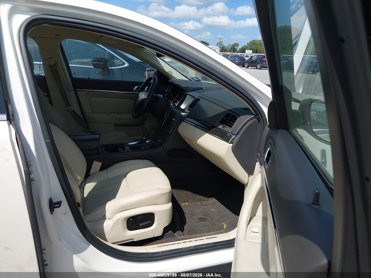 1LNHL9DK9DG****** · 2013 LINCOLN MKS   · 5/11