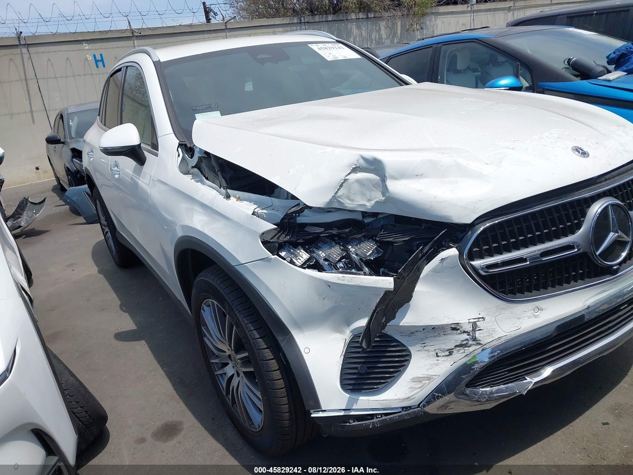 2026 MERCEDES-BENZ GLC 300 SUV · 1/11