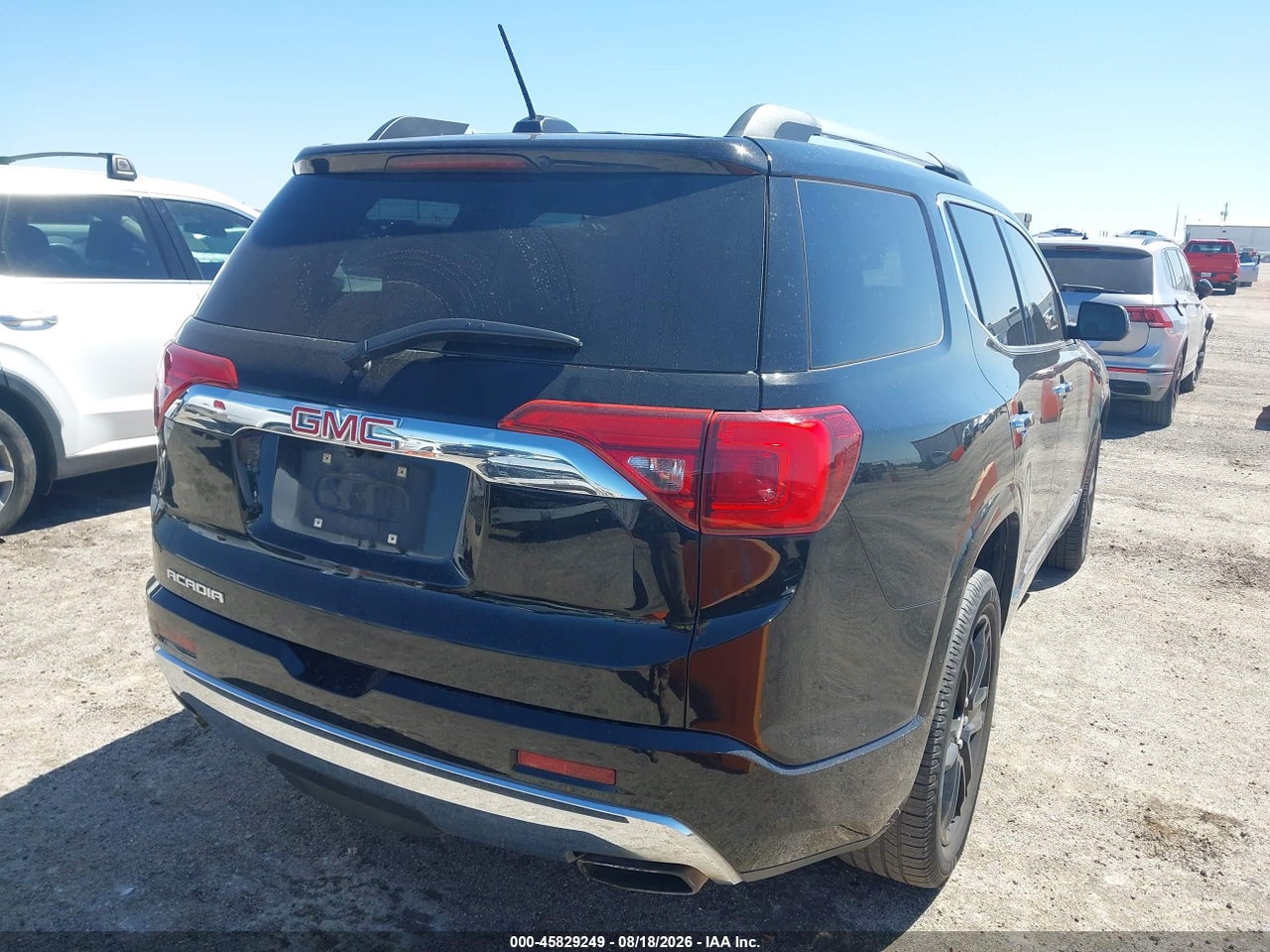 2017 GMC ACADIA DENALI · 4/11