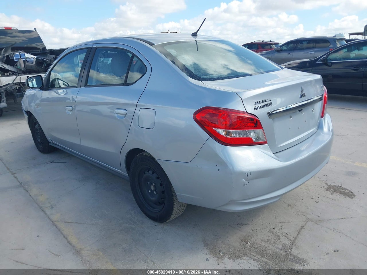 2019 MITSUBISHI MIRAGE G4 ES · 3/11