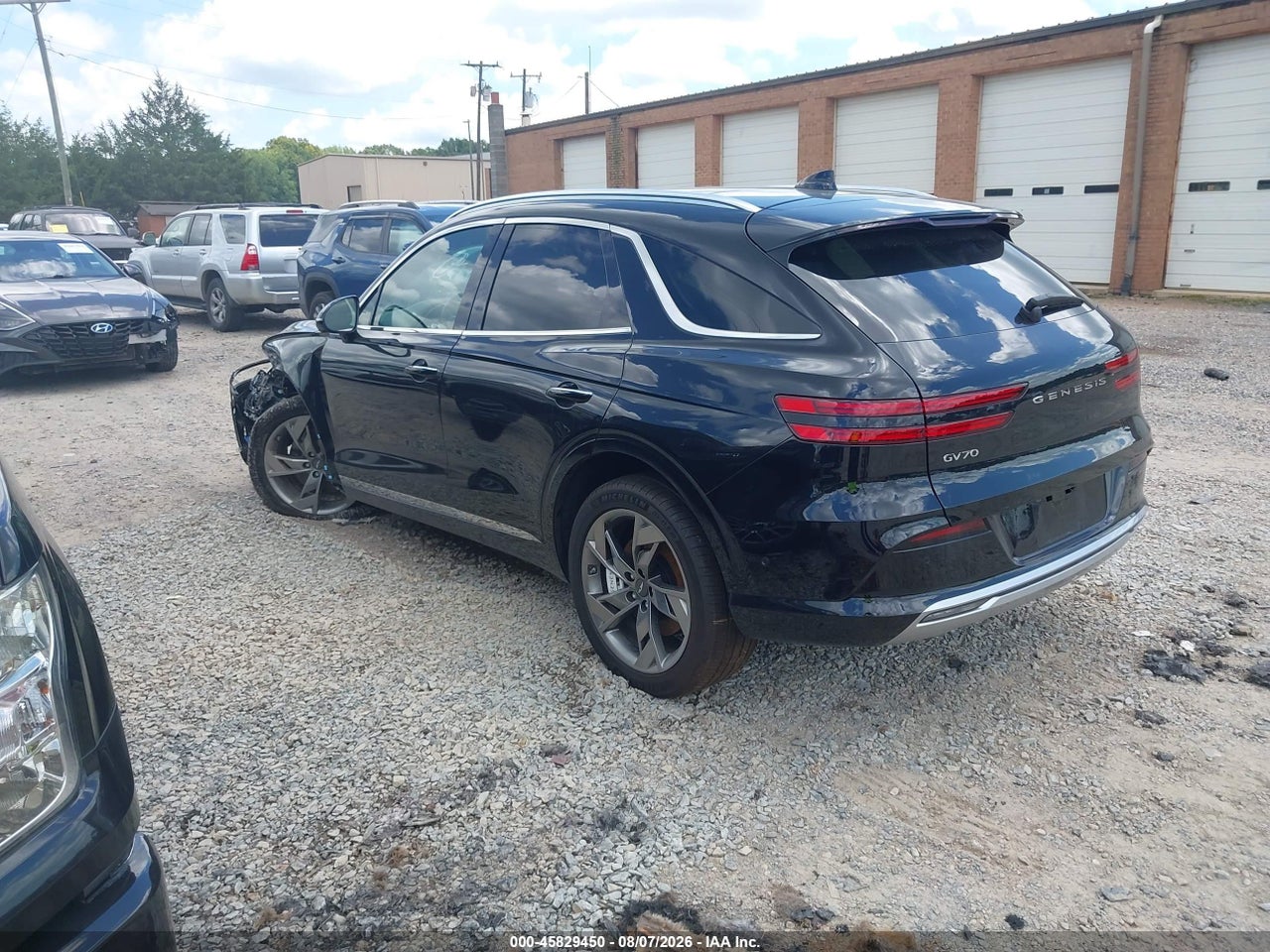 2025 GENESIS ELECTRIFIED GV70 ADVANCED AWD · 3/11