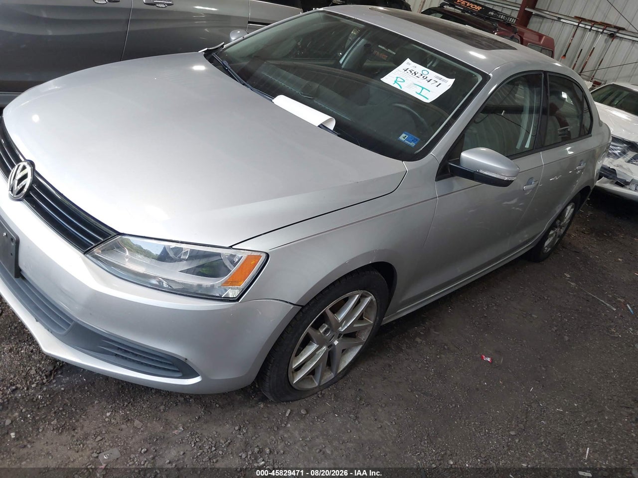2011 VOLKSWAGEN JETTA 2.5L SE · 2/11