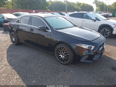 W1K3G4FB7LJ****** · 2020 MERCEDES-BENZ A 220 4MATIC