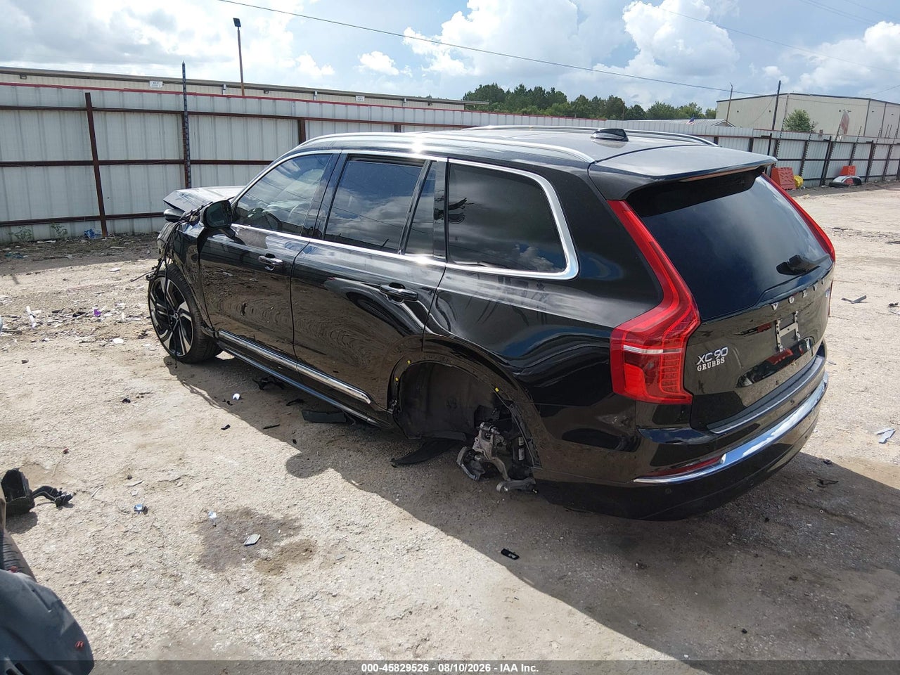 2025 VOLVO XC90 B6 ULTRA · 3/10