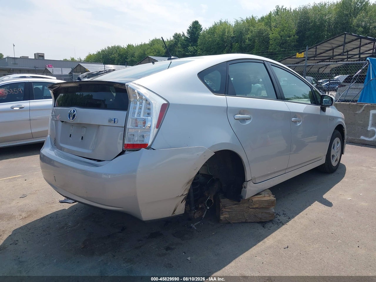 2011 TOYOTA PRIUS FOUR · 4/11