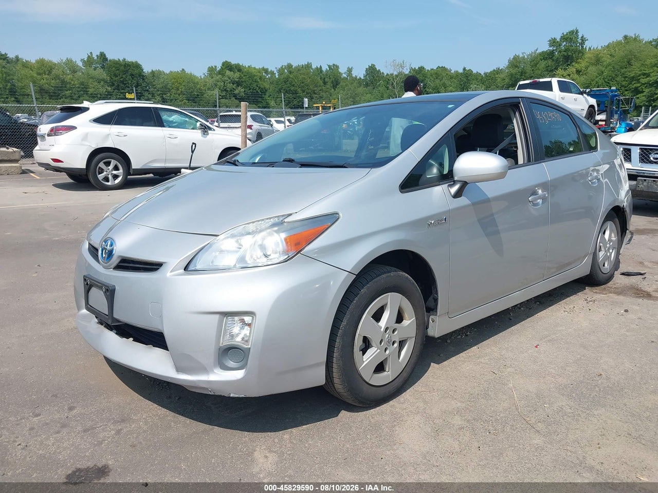 2011 TOYOTA PRIUS FOUR · 2/11