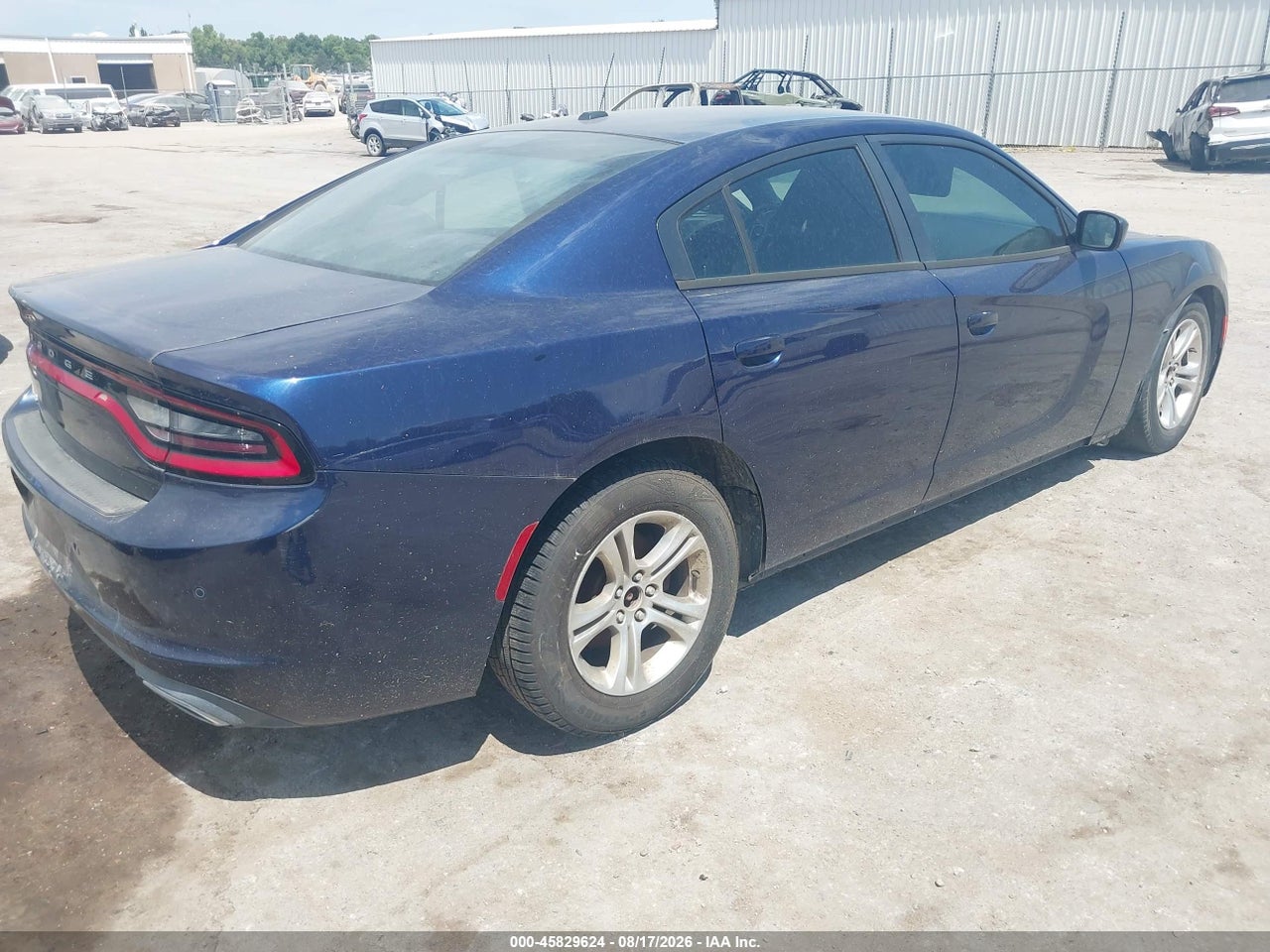 2015 DODGE CHARGER SE · 4/11