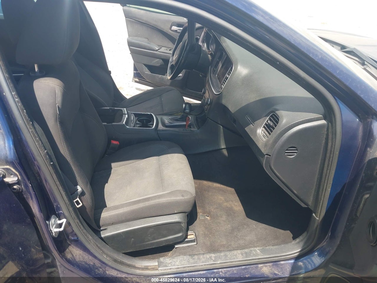 2015 DODGE CHARGER SE · 5/11