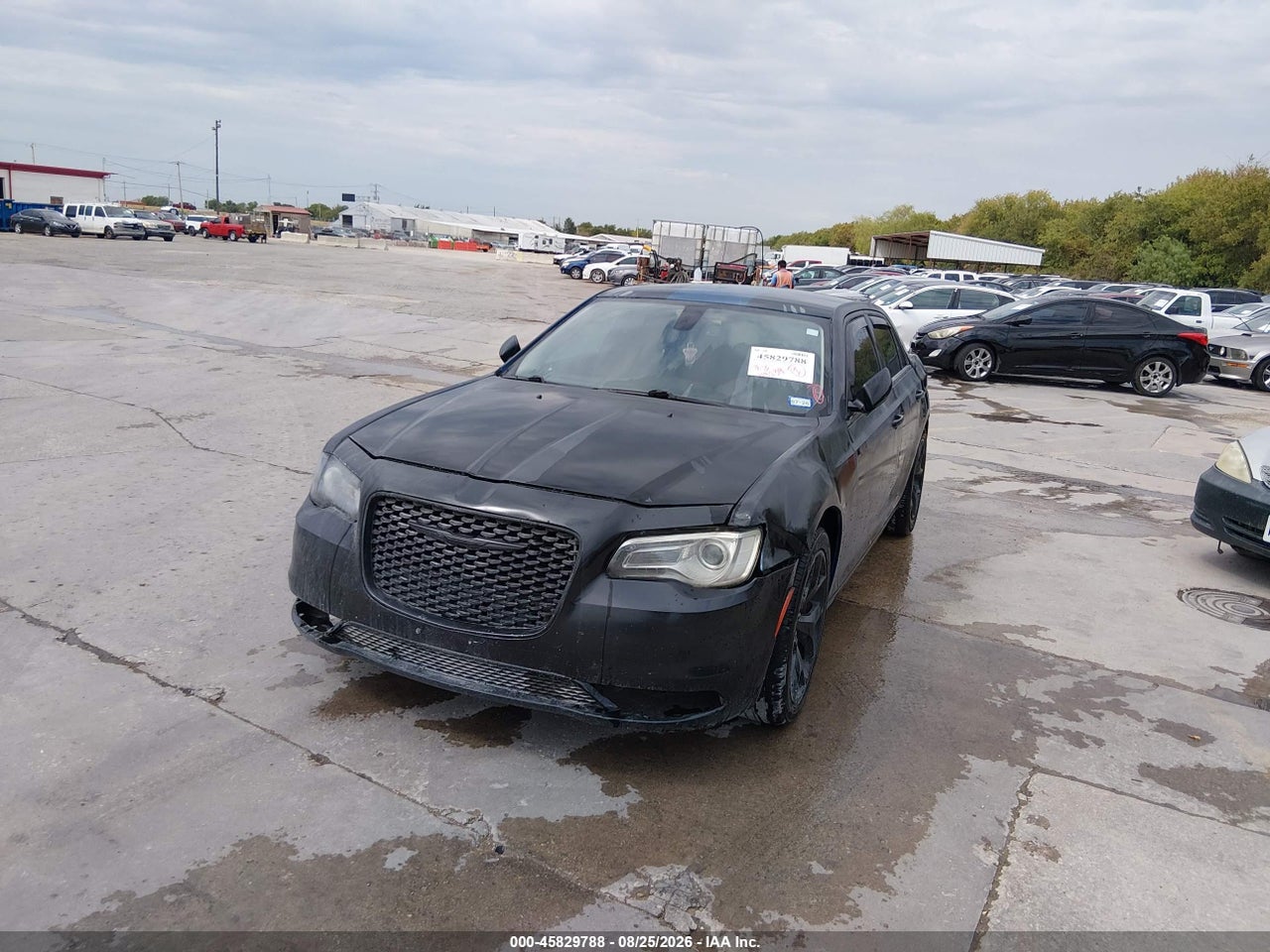2020 CHRYSLER 300 TOURING · 6/11