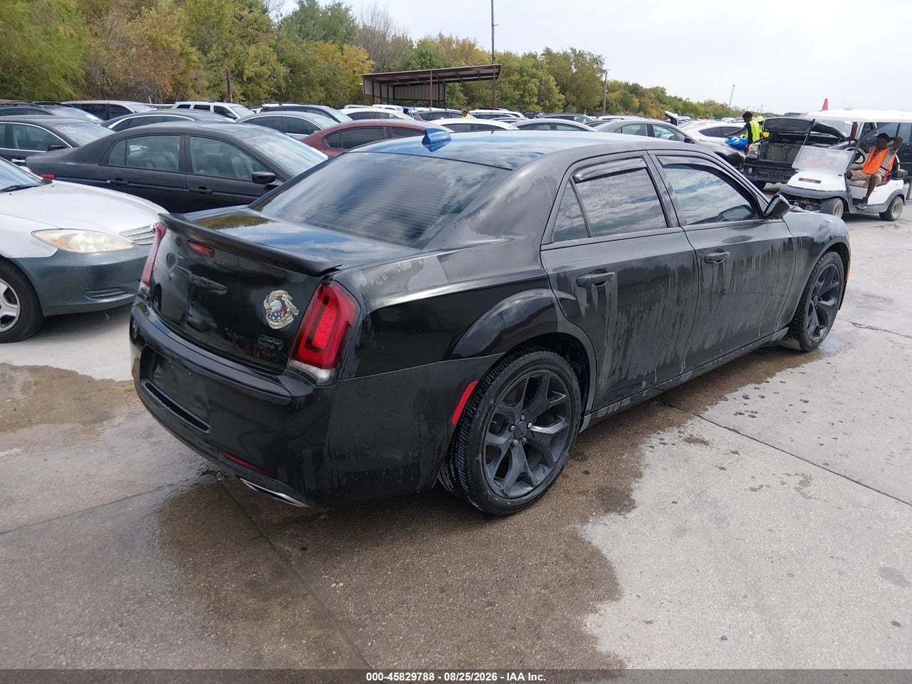2020 CHRYSLER 300 TOURING · 4/11