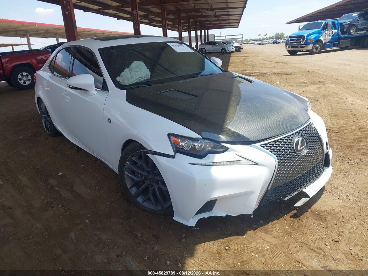 2016 LEXUS IS 200T · 6/11