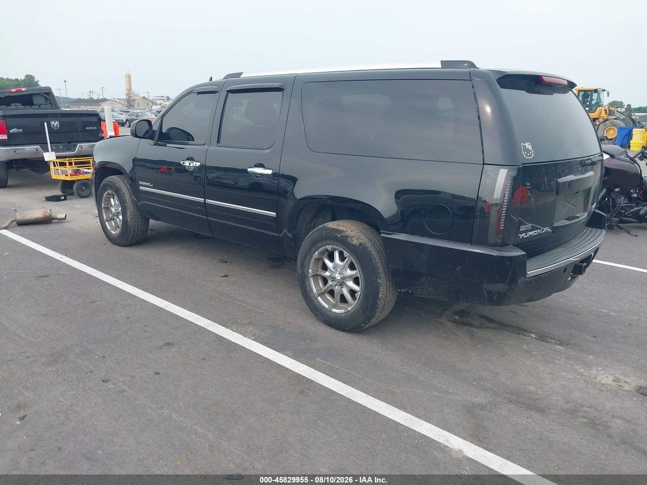 2011 GMC YUKON XL 1500 DENALI · 3/11