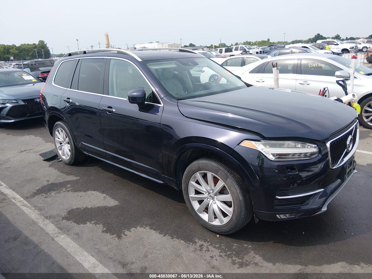 YV4A22PKXG1****** · 2016 VOLVO XC90 T6 MOMENTUM