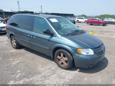 2D8GP44L75R****** · 2005 DODGE GRAND CARAVAN SXT
