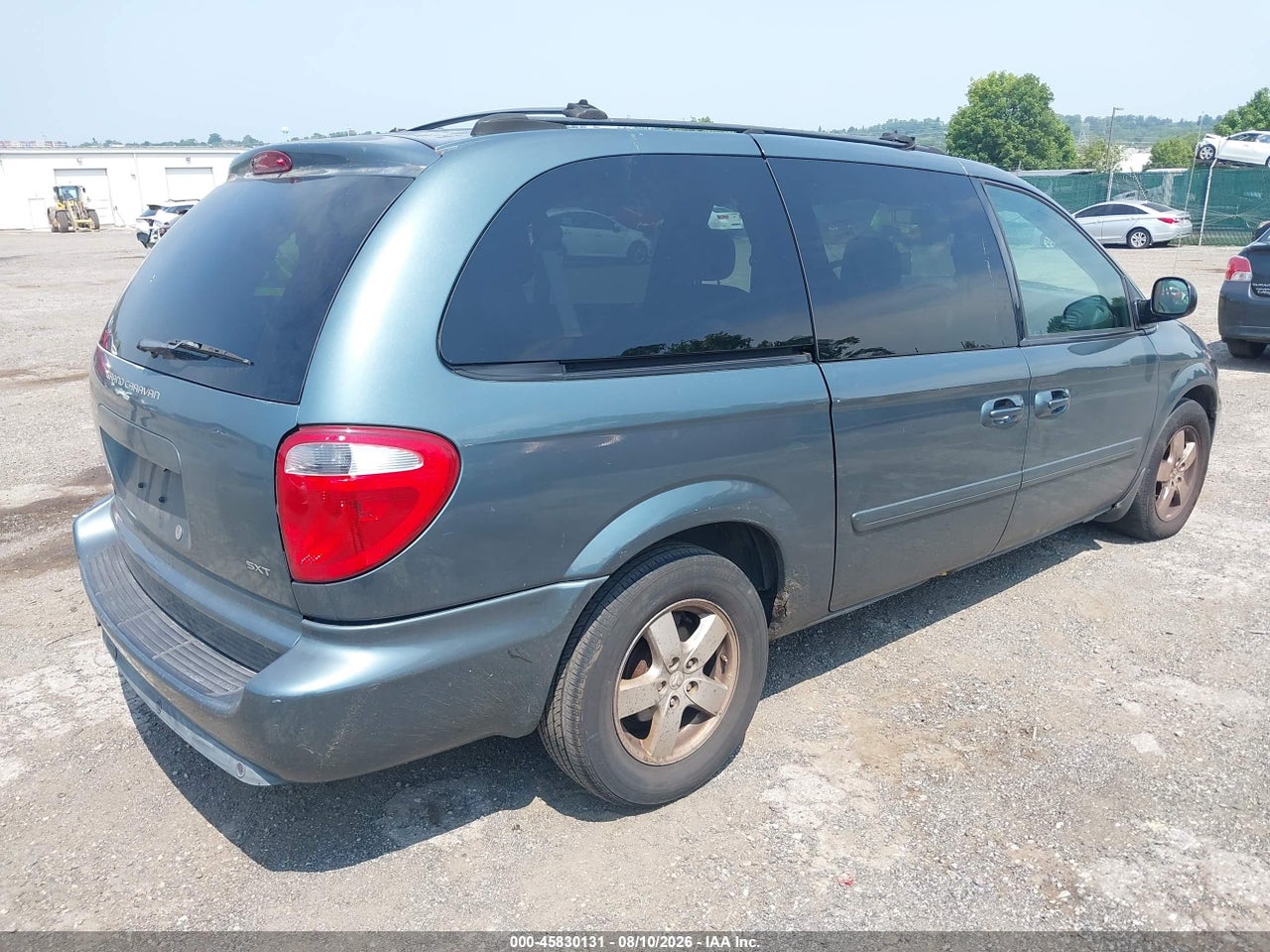 2005 DODGE GRAND CARAVAN SXT · 4/11