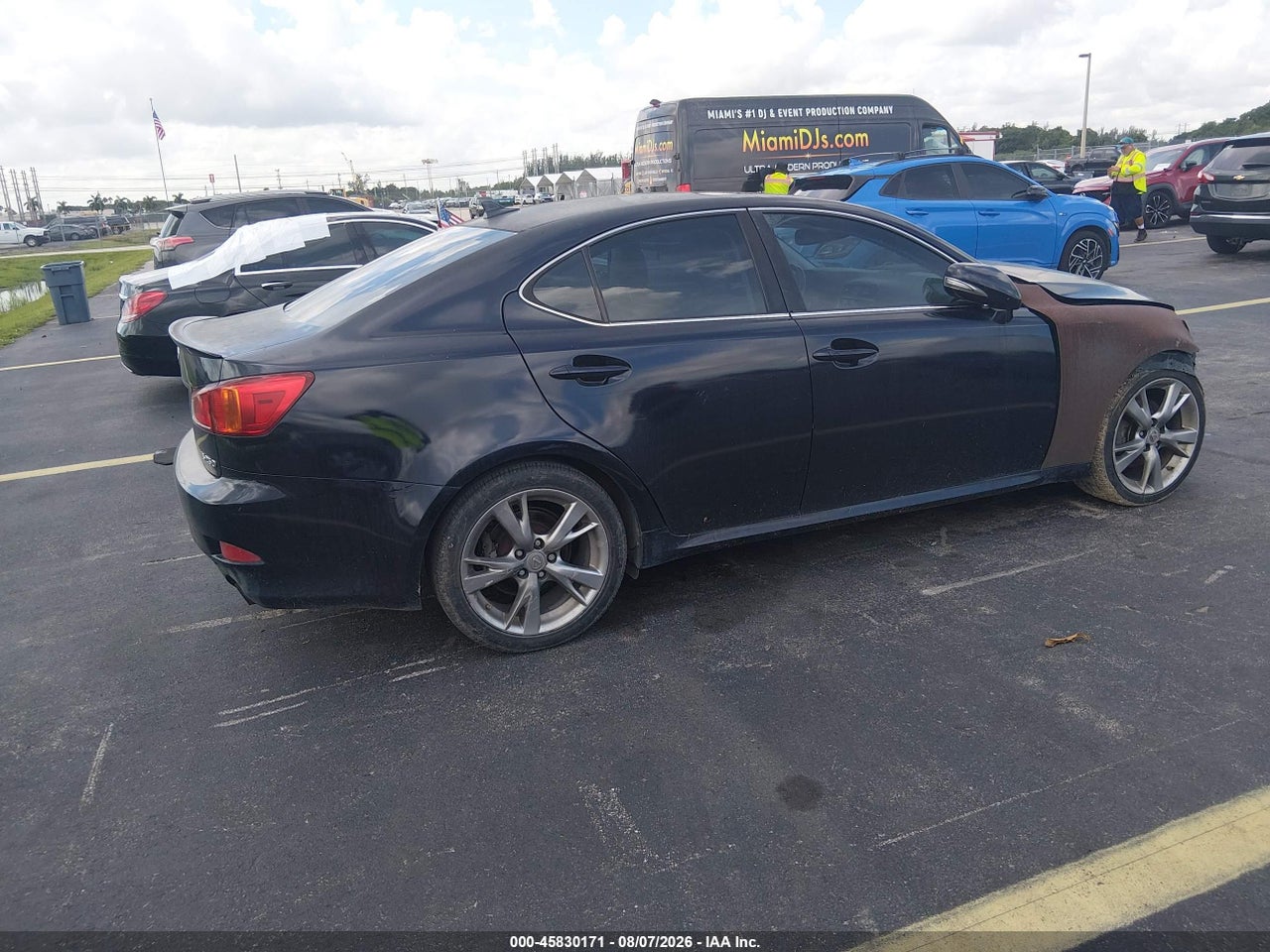 2010 LEXUS IS 250 · 4/11