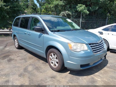 2010 CHRYSLER TOWN & COUNTRY NEW LX