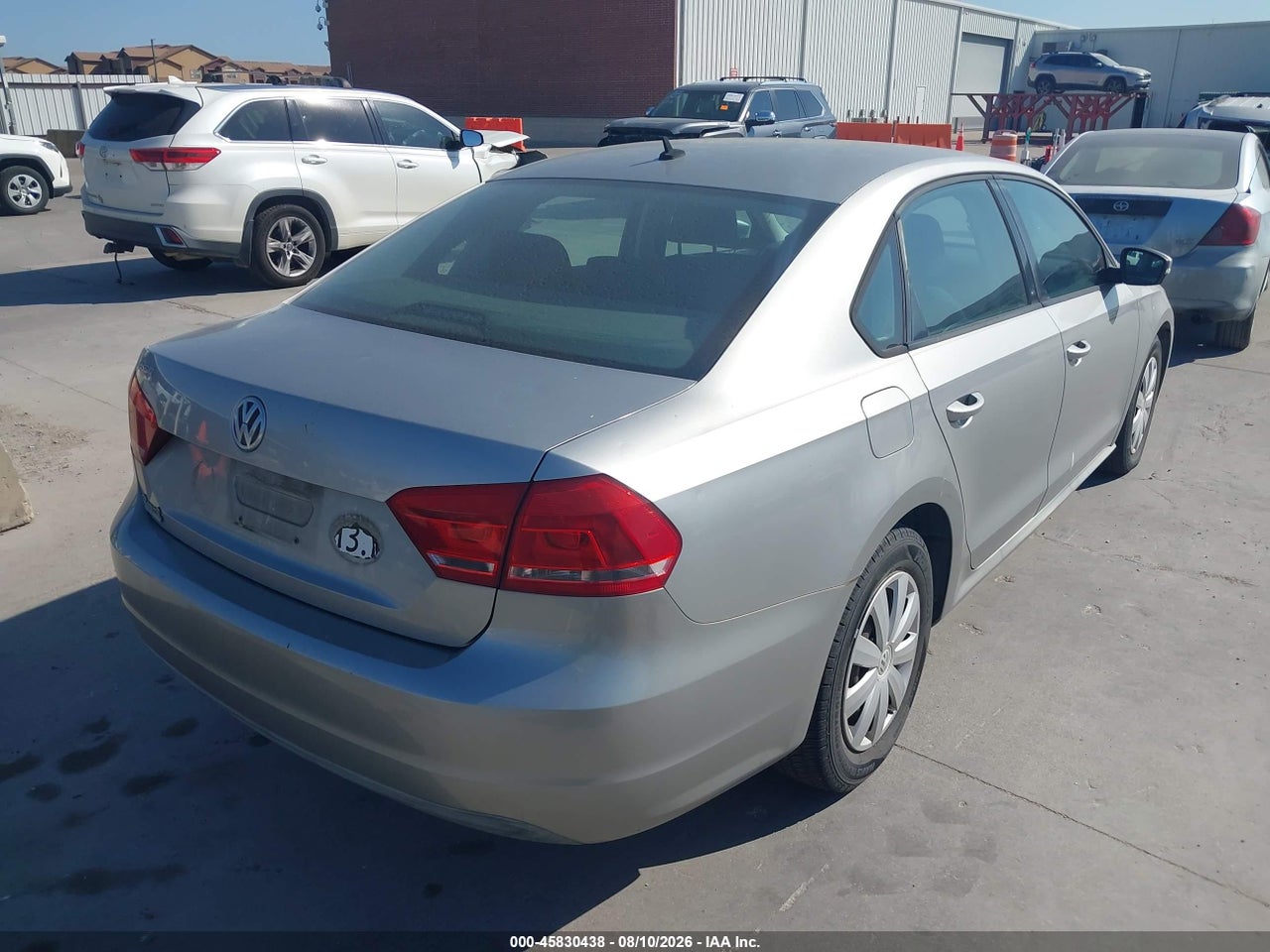 2013 VOLKSWAGEN PASSAT 2.5L S · 4/11