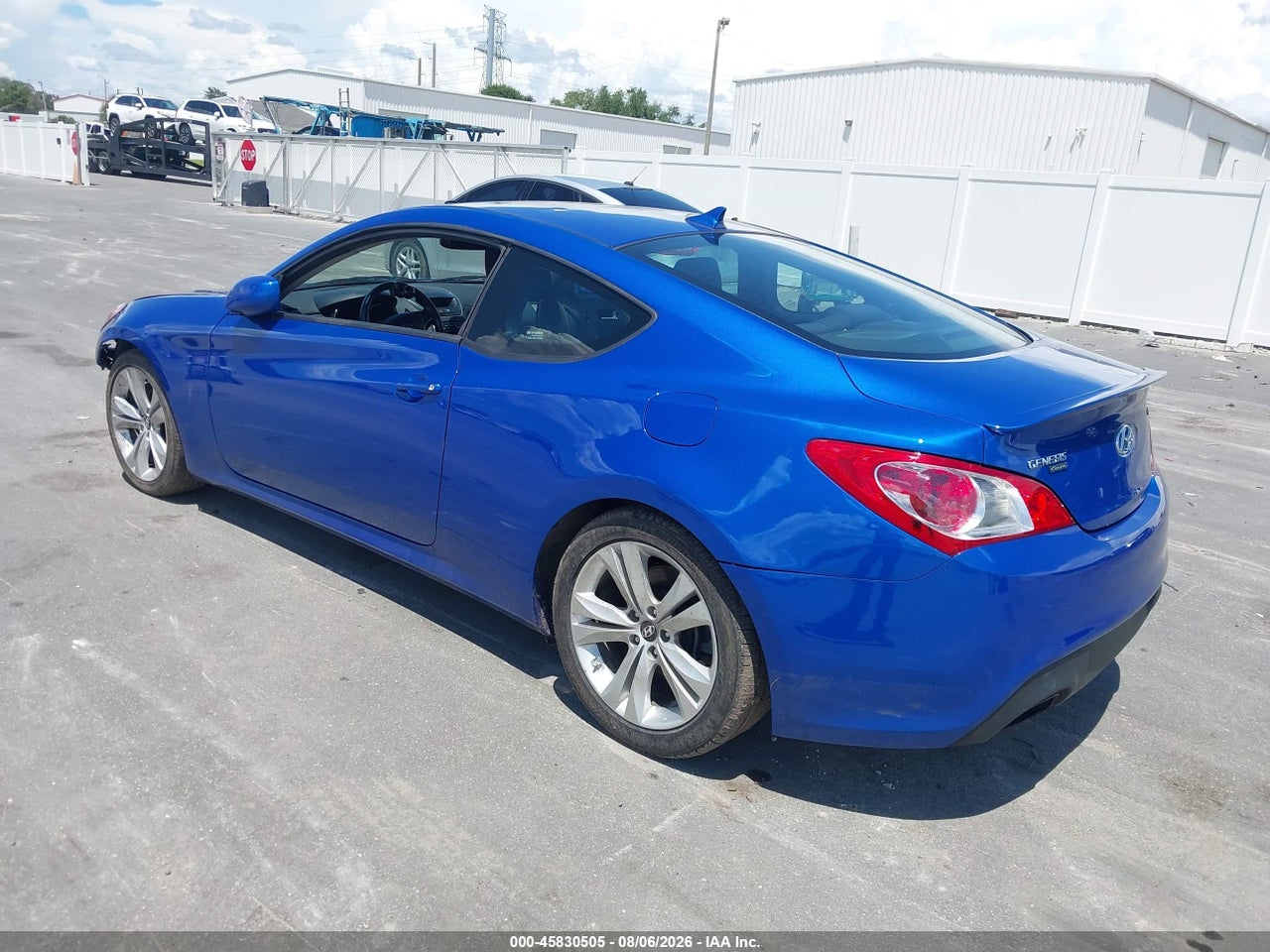 2011 HYUNDAI GENESIS 2.0T PREMIUM · 3/11