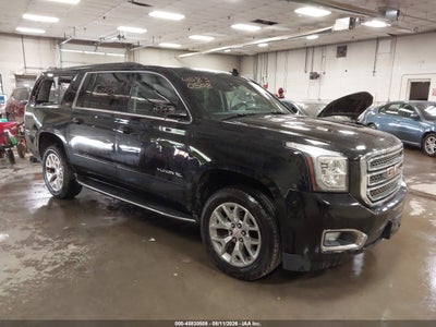 1GKS2GKC5HR****** · 2017 GMC YUKON XL SLT