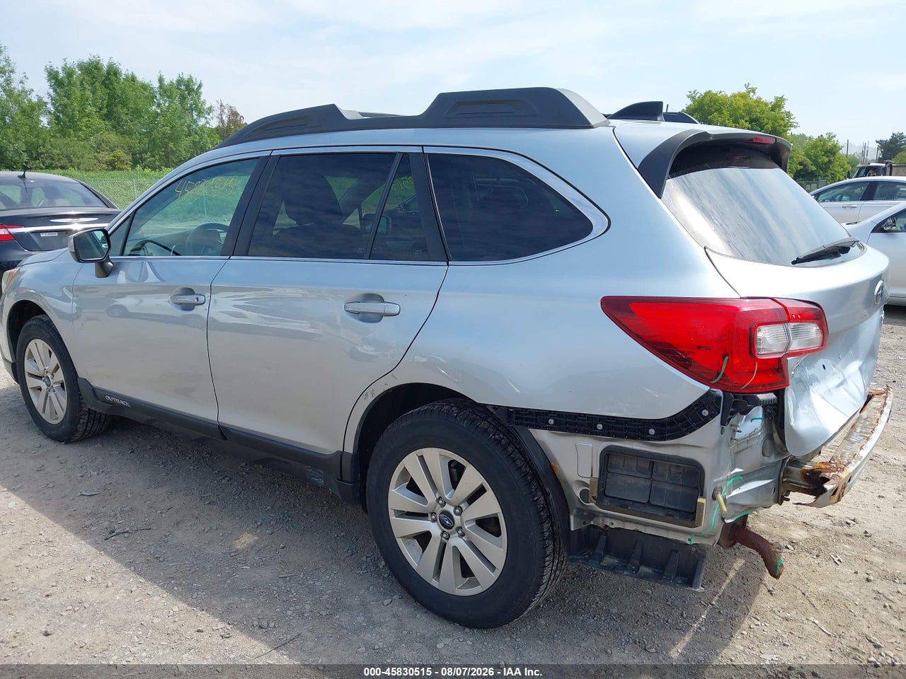 2016 SUBARU OUTBACK 2.5I PREMIUM · 3/11