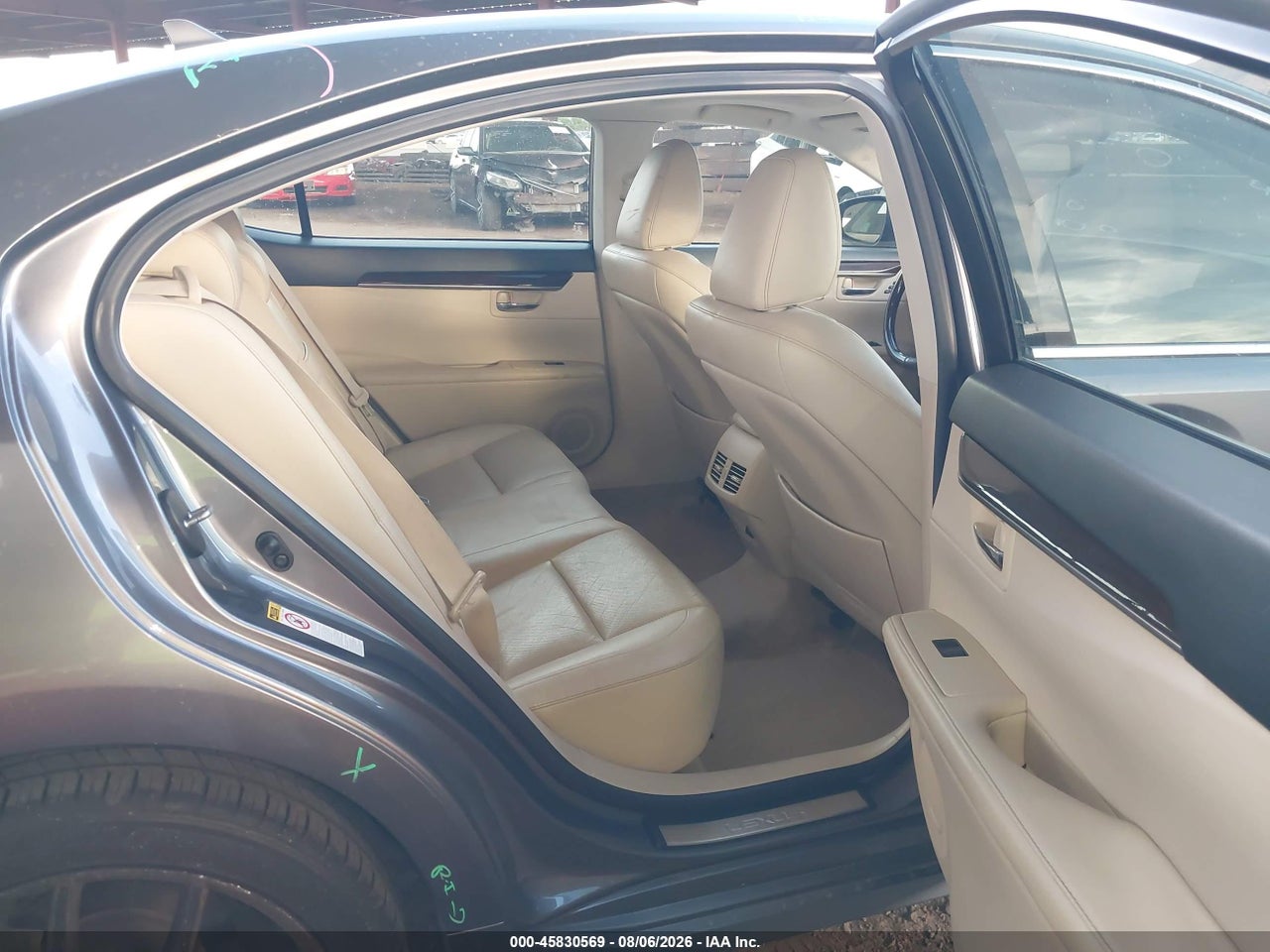 JTHBK1GG0D2****** · 2013 LEXUS ES 350 · 8/11