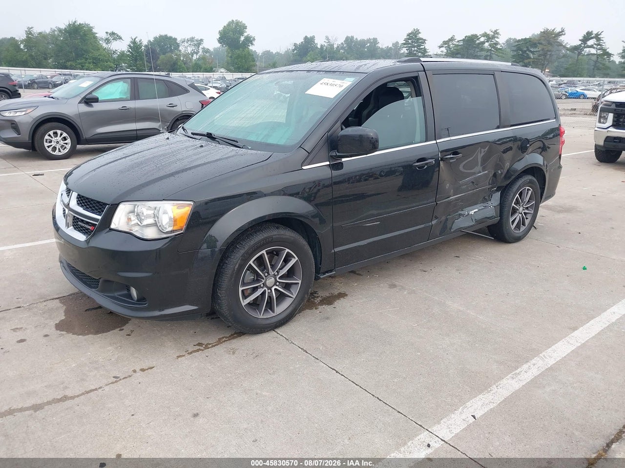 2017 DODGE GRAND CARAVAN SXT · 2/11
