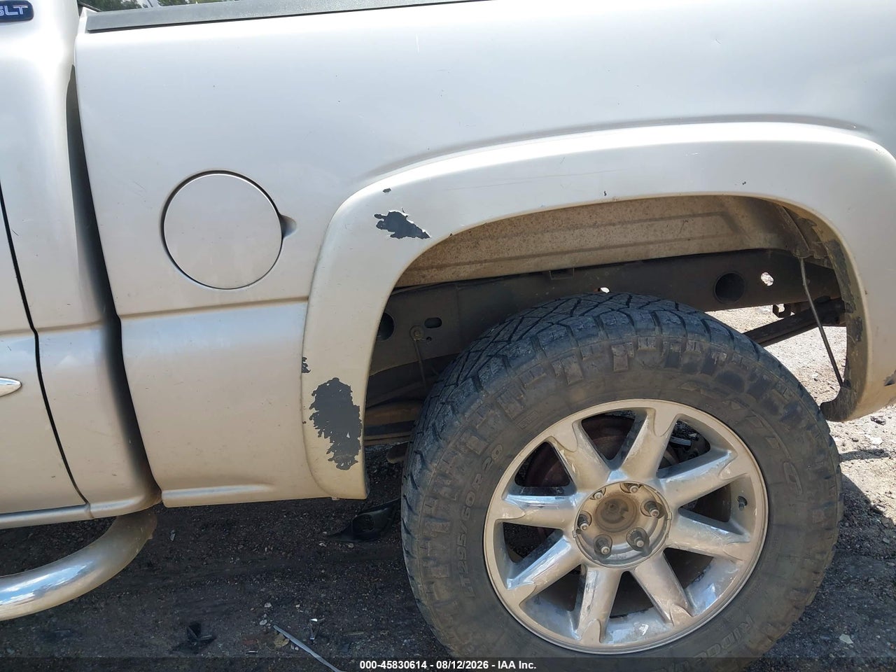 2GTEK13T751****** · 2005 GMC SIERRA 1500 SLT · 6/11