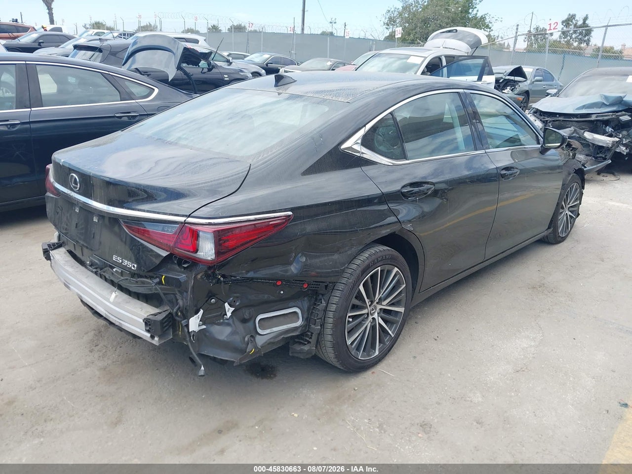 2024 LEXUS ES 350 · 4/11