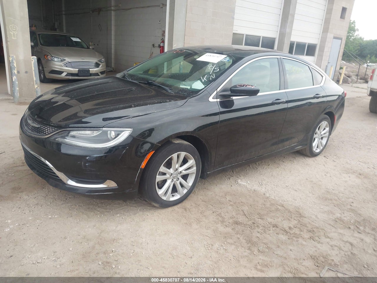 2016 CHRYSLER 200 LIMITED · 2/10