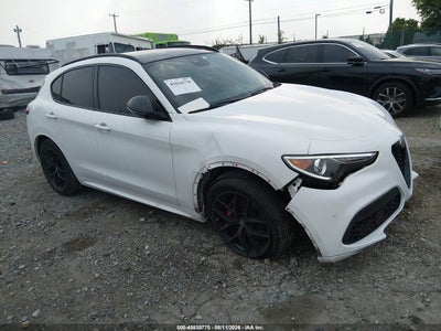 ZASPAKBN4L7****** · 2020 ALFA ROMEO STELVIO TI SPORT AWD