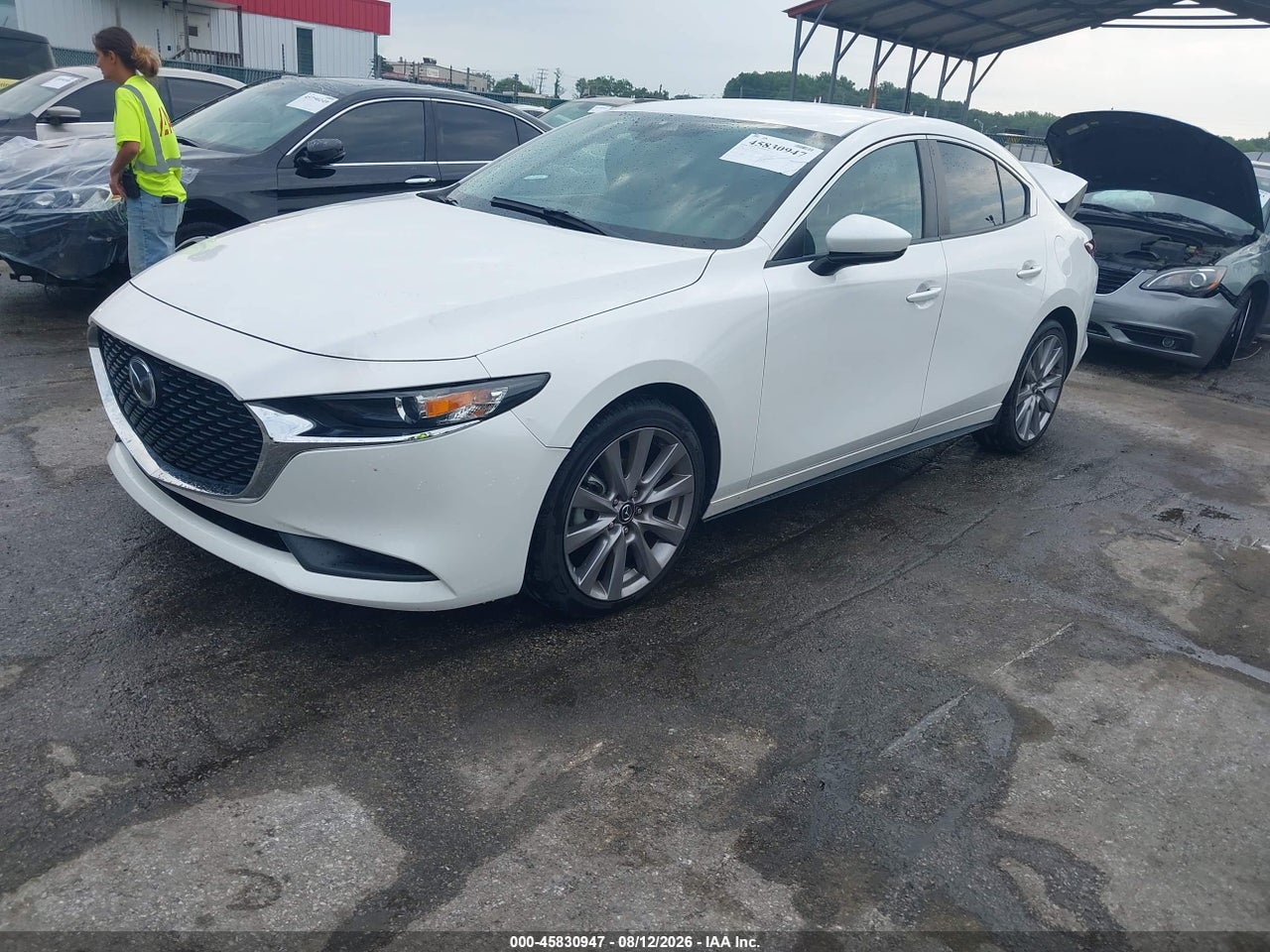 2020 MAZDA MAZDA3 SELECT PACKAGE · 2/11