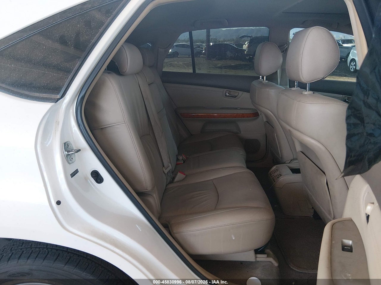 2T2GK31U88C****** · 2008 LEXUS RX 350   · 8/10