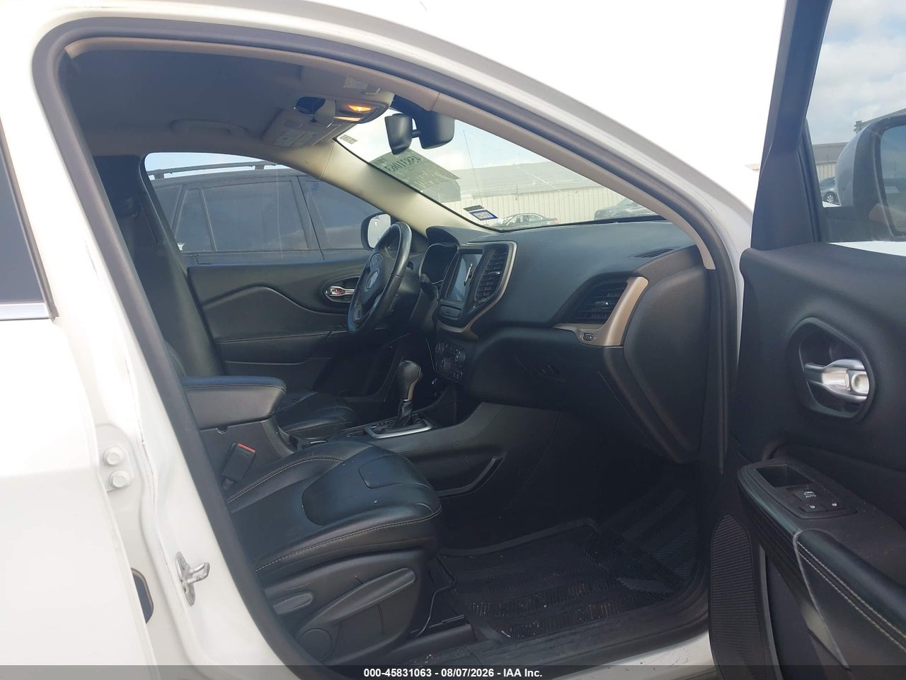 2016 JEEP CHEROKEE LIMITED · 5/11