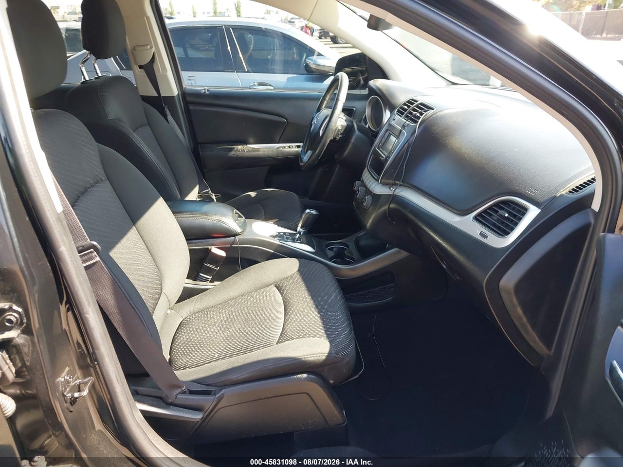 2016 DODGE JOURNEY SXT · 5/11