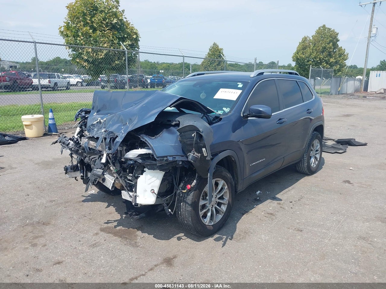2021 JEEP CHEROKEE LATITUDE LUX 4X4 · 2/11