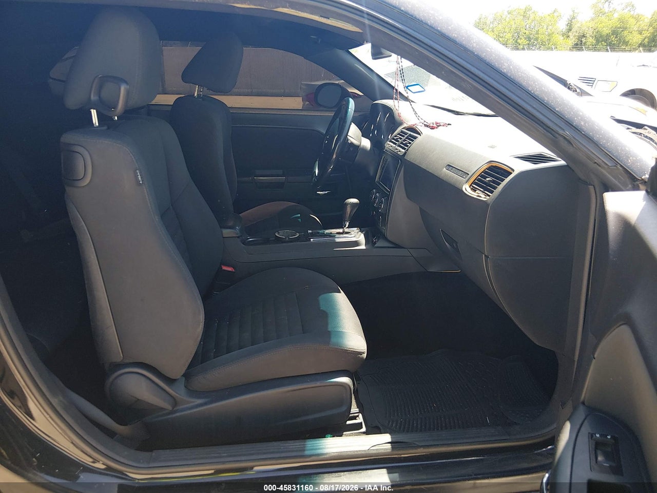 2014 DODGE CHALLENGER SXT · 5/11
