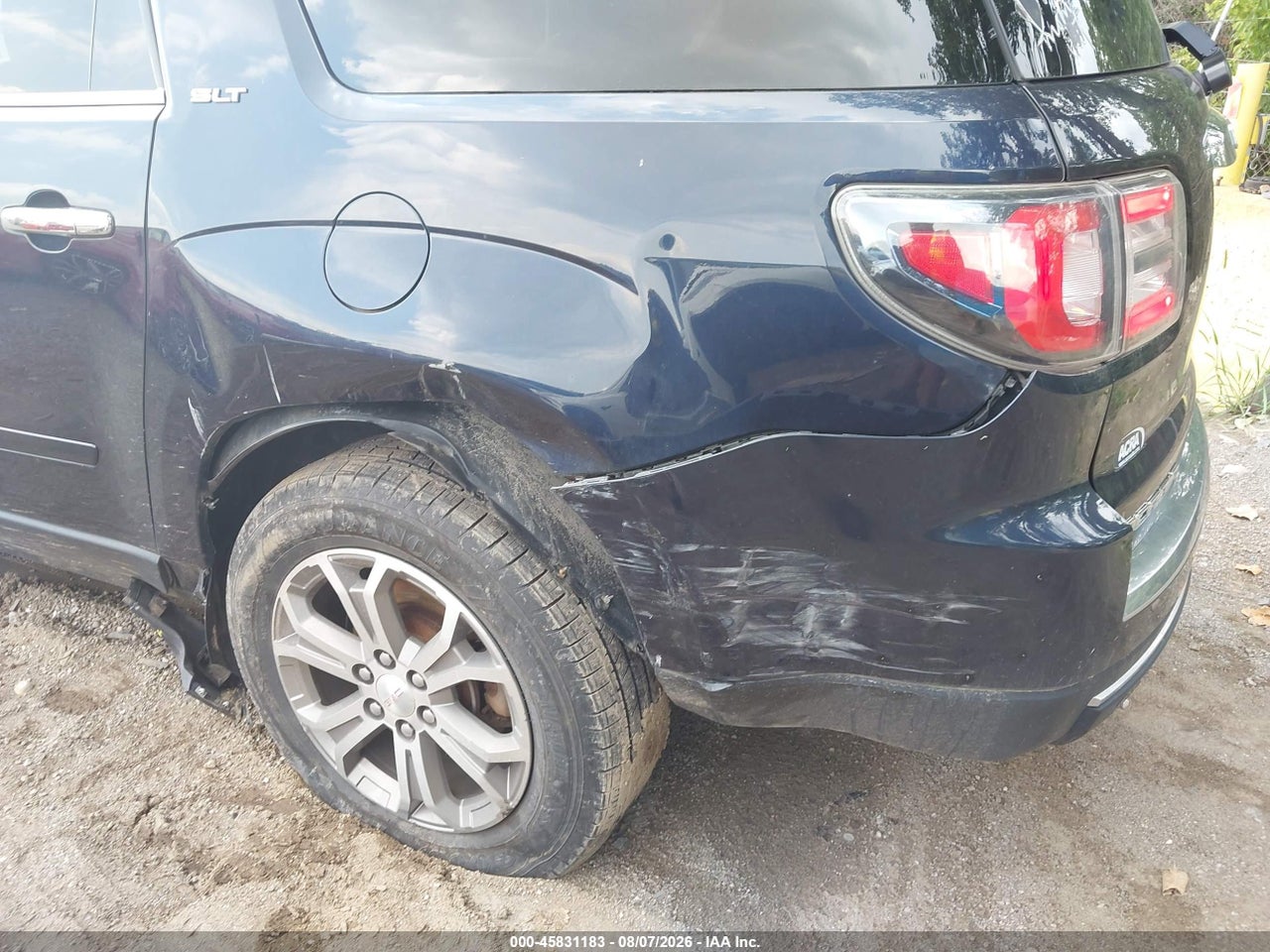 2015 GMC ACADIA SLT · 6/11
