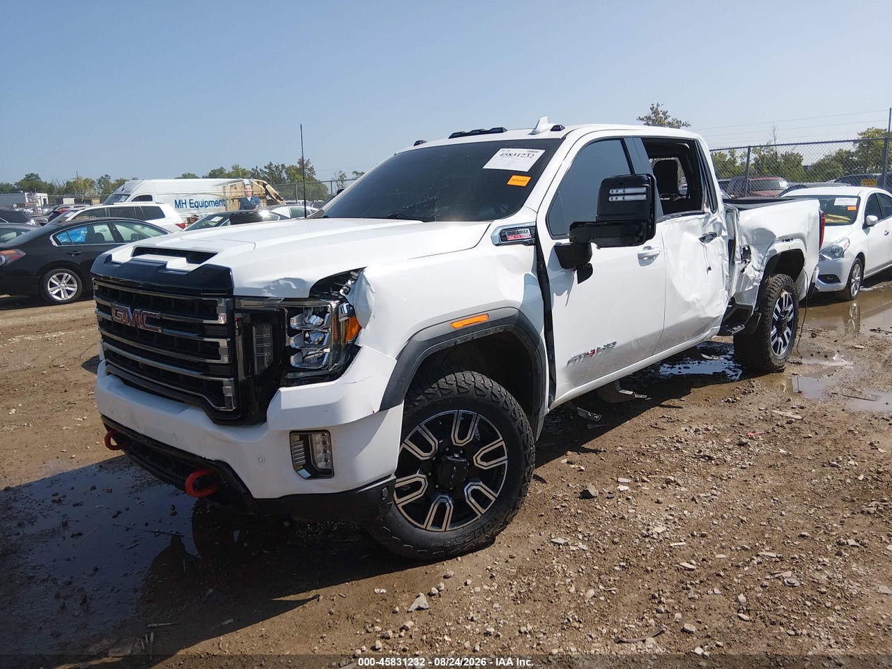 1GT49PEY3LF****** · 2020 GMC SIERRA 2500HD 4WD  STANDARD BED AT4 · 2/4