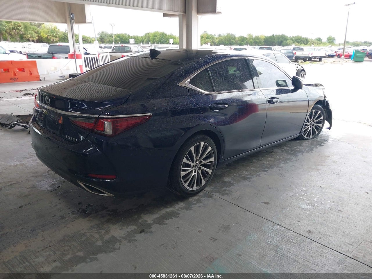 2019 LEXUS ES 350 LUXURY · 4/11